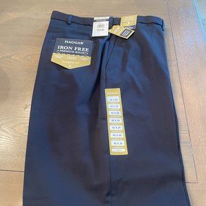 Mens Pants Haggar Black 42W x 29L Premium Khaki  NWT